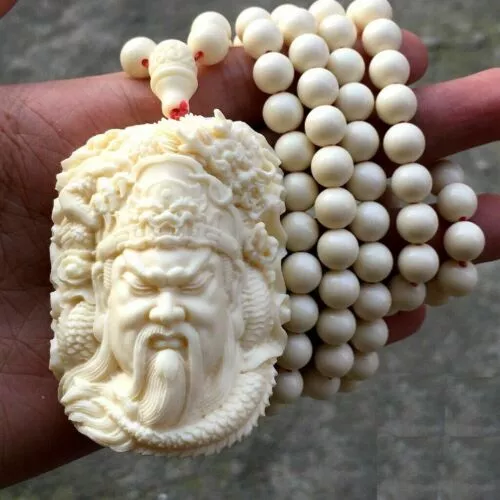 Tagua Nut Vegetable Guan Gong Yu Warrior God Hero Statue Pendant Beads Chain
