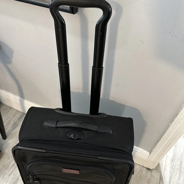 Tumi Alpha Continental Carry-On Expandable Black 22021DH Luggage Suitcase 21" 2
