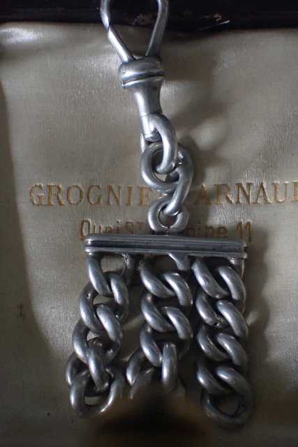 Ancienne Boîte à Pilules Chatelaine En Argent Massif - Objet Vintage Et De Collection