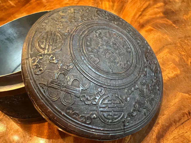 A Rare Chinese Qing Dynasty Carved Coconut Tea Caddy