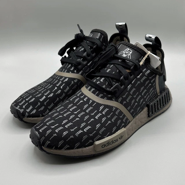 adidas gazelle silver green womens Adidas NMD R1 Spectoo – Futuristic Design with Boost Comfort – Trade Sports main image 0
