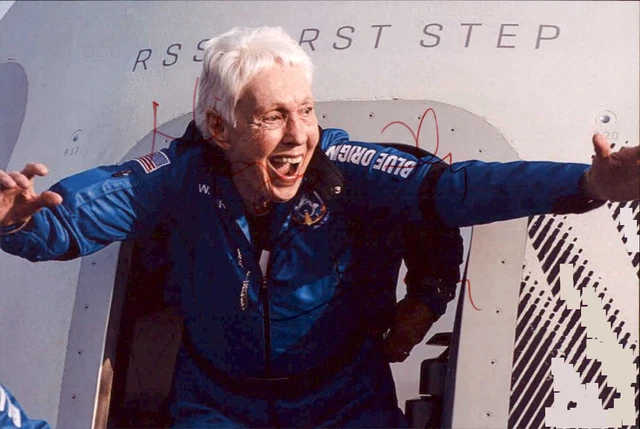 Wally Funk Signed 4x6 Photo Pilot Blue Origin Space Jeff Bezos Astronaut NASA