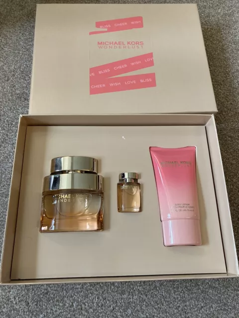 Mk wonderlust top gift set