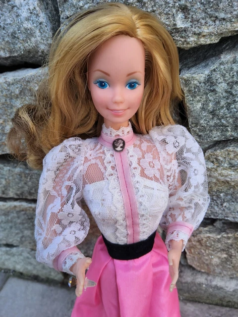 Lot Barbie Mattel – Poupées Rousses Yeux Verts Avec Vêtements Et Chaussures (occasion)