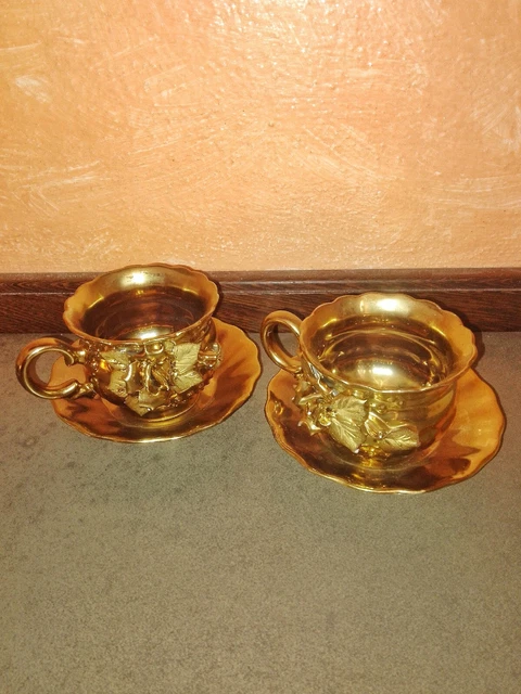 2 Tazze (caffè/tè) con piattini