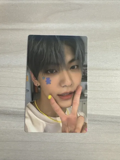 Kpop TXT Photocard Sticker Minisode1 Blue Hour Album SOOBIN TAEHYUN  Photograph