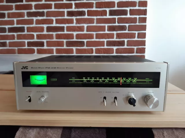 JVC VT-500 FM-AM Stereo Tunner Tout Marche En Bon État