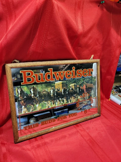 Vintage Budweiser Clydesdales mirror bar clock Stamford Art Clock Does Not work