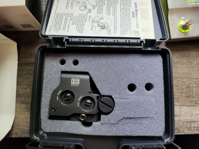 EOTech EXPS3-2 Holographic Weapon Sight and Hm3x combo
