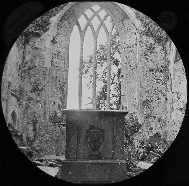 Glas magische Laterne Rutsche MUCKROSS ABBEY ALTER KILLARNEY C1890 FOTO IRLAND