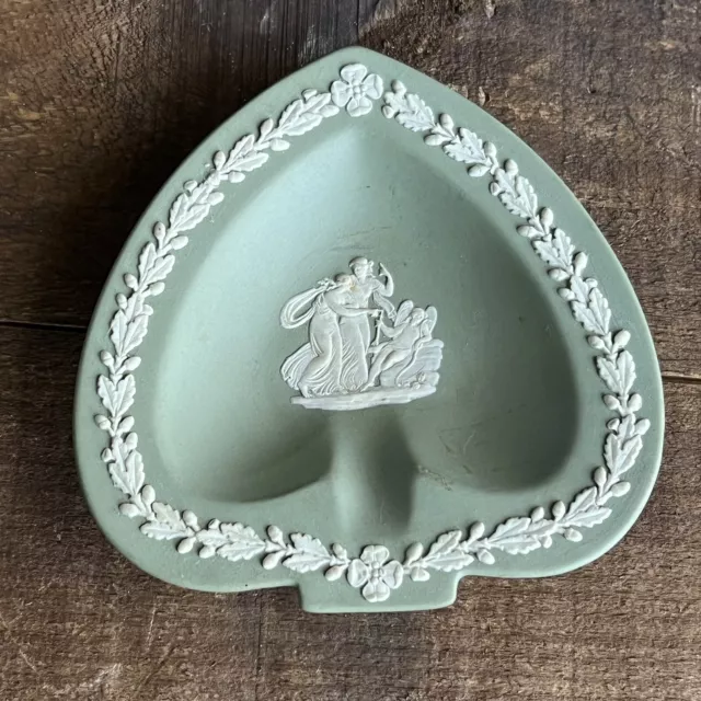 Free Shipping 4.5” Wedgwood Jasperware Pale Green Clover Trinket Candy Salt Dish