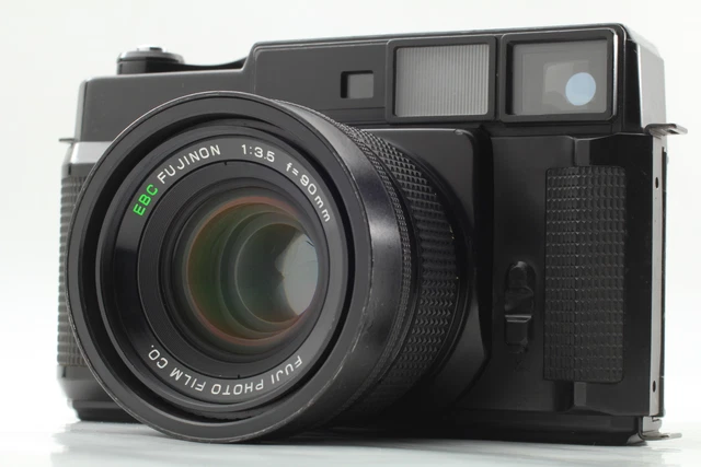 [Near MINT] Fuji Fujifilm GW690 II Medium Format Camera 90mm/3.5 Lens From JAPAN