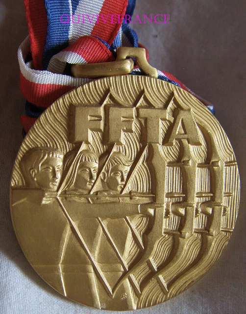MEDAILLE TIR à L' ARC - LIGUE PARIS ILE de FRANCE