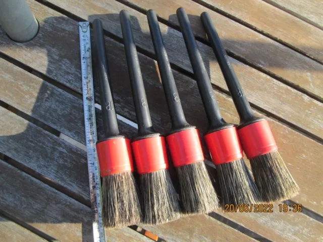 5 x size 18 Round Chalk Brushes, Shabby Chic, Pure Bristle, Hoof Oil, Stencil 2