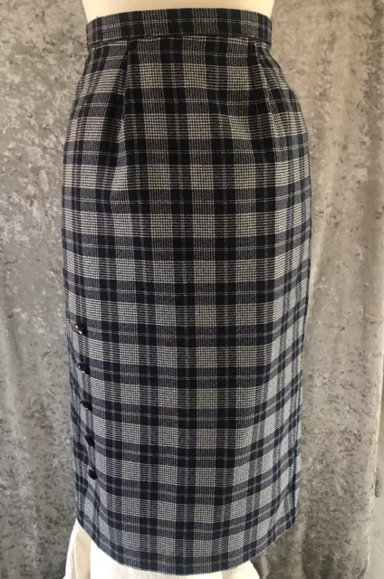 1940s/50s style Pencil/Wiggle Skirt, blue/white check Used.