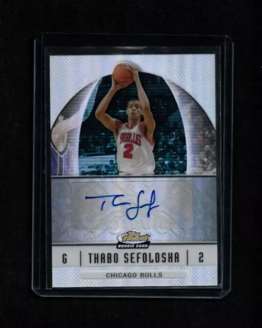 Thabo Sefolosha Topps Finest REFRACTOR Auto Rookie Bulls BEST SWISS PLAYER EVER