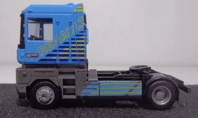 Albedo H0 Renault LKW-Zugmaschine blau NEU & OVP