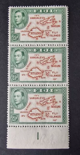 Fiji KGVI 1938-55 SG256a 2½d 'Extra Island' Positional Strip of 3 MNH Cat £200