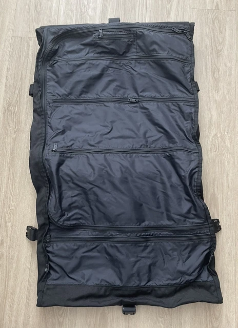 TUMI Black Ballistic Nylon Bi-Fold Suit/Dress Weekend Garment Bag 22" x 18" 2