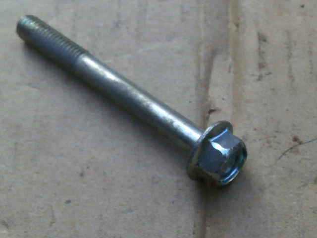 YAMAHA RD250, RD400, RD350 ENGINE BOLT M8x70 NEW YAMAHA RD250, RD400, RD350 ENGINE BOLT M8x70 NEW