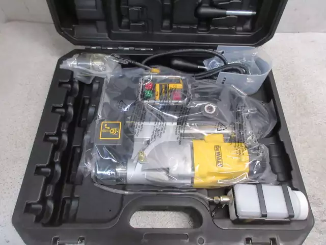 DeWalt DWE1622K 2" Two Speed Magnetic Drill Press