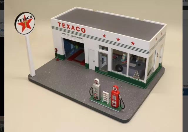 Danbury Mint - Texaco Gas Station Display (Vintage), for 1/24 Scale Diecast cars