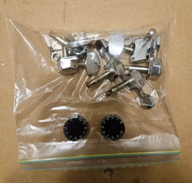 2006 Epiphone Misc Parts, 6 Tuners  & 2 Knobs