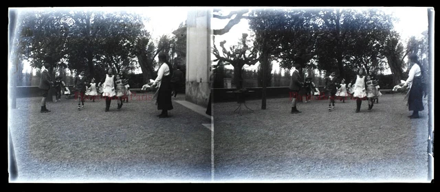 FRANCE Famille Amateur c1910 Photo NEGATIVE Stereo Plaque PL28L5n1 Vintage
