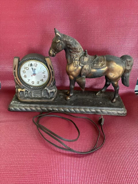 Vtg. United Clock Corp Self Starting Horse Mantel Clock USA Made SEE PICS READ