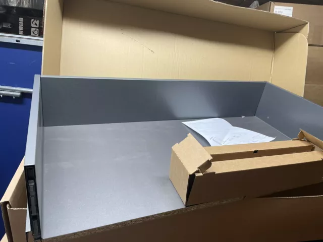 Cassettiere padella da cucina.(Hafele) grigio. Per 1000 mm base. chiusura morbida