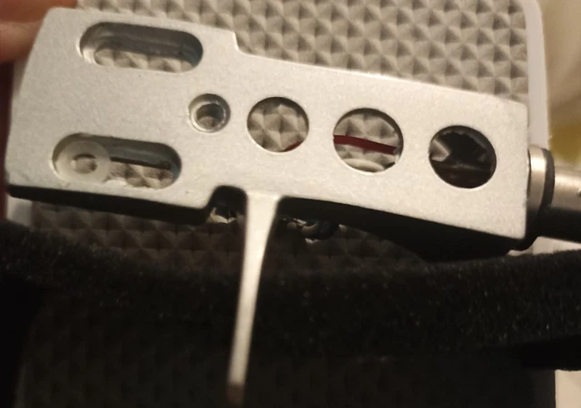 Porte cellule Pro-Ject Headshell PRO | Noir et Blanc