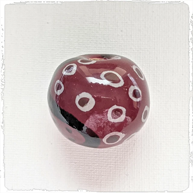 KAZURI  MACRAME BEADS -  round - burgundy, black & white with the jambo pattern