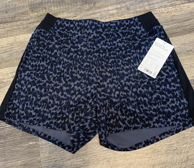 Athleta Brooklyn Printed Lightweight Navy Allure Pockets Shorts Sz 6 NWT Athleta Brooklyn Printed Lightweight Navy Allure Pockets Shorts Sz 6 NWT