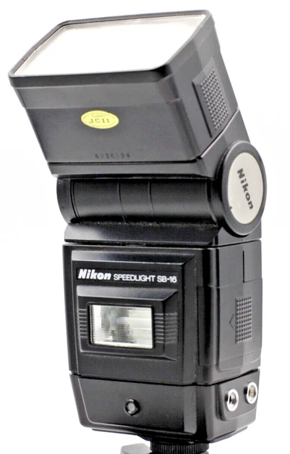 Nikon SB-16 TTL Dual Bounce Swivel SLR Flash Good Used 6226124 2