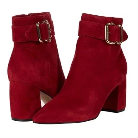 Neuf Marc Fisher Bottes Rymona Rouge Boucle à Talon Bottines Daim Boucle Or Sz 7