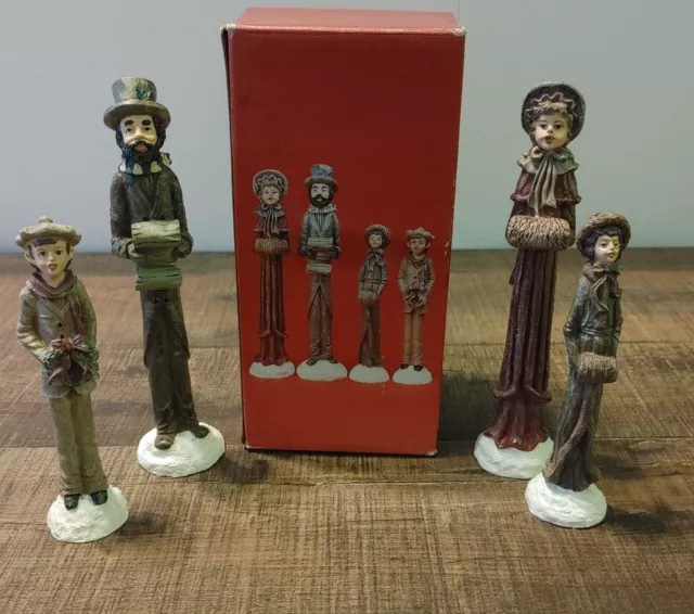 Vintage Windsor Collection Dickens Victorian Christmas Carolers 4 Resin Figs