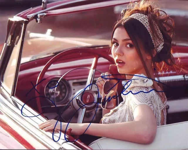 VICTORIA JUSTICE Signed 8x10 Photo w/ Hologram COA