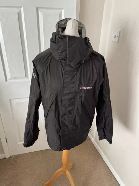 Men’s Black Berghaus Goretex Paclite Jacket Size Medium
