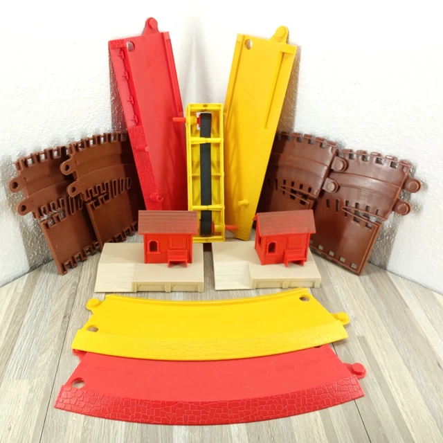 VINTAGE PUTT PUTT Roads Buildings Conveyor Belt Mattel Replacement