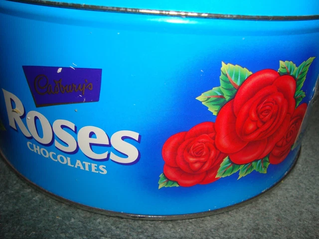 VINTAGE CADBURYS ROSES COLLECTABLE TIN 1995 2kg (EMPTY) GC £2.50 ...