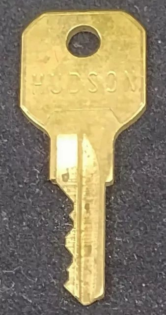 Vintage Key Hudson N283 Brass Appx 1-5/8” Replacement Locks Cabinetry Desk
