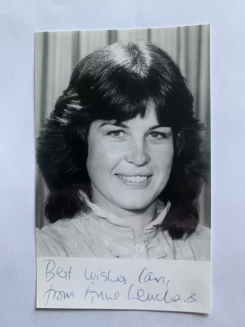 Anne Leuchars ITN News Presenter Original Hand Signed Photo and Letter