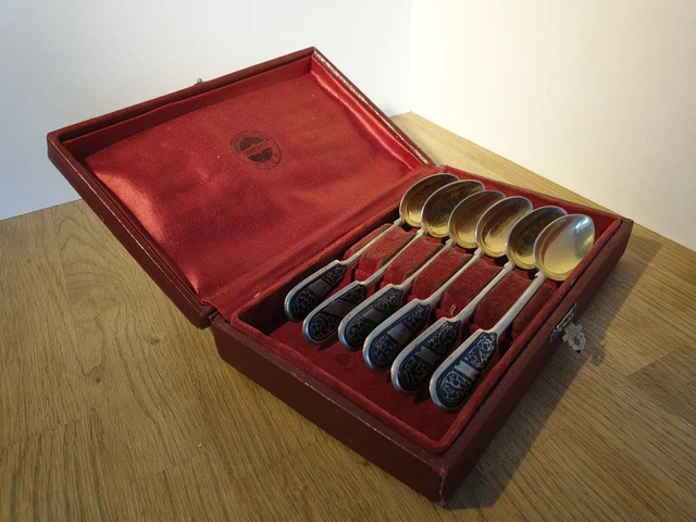 Cuillère Russe Ancienne époque Soviétique - Objet De Collection Gravé, Rare, Bon état Pour Son âge