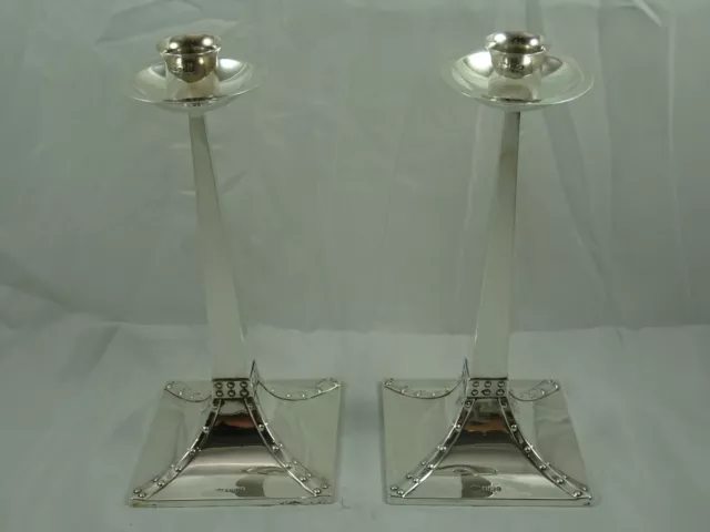 RARE pair, ARTS & CRAFTS sterling silver CANDLESTICKS, 1911 - MAPPIN & WEBB