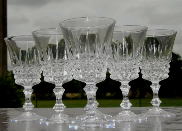 Service de 6 verres à vin blanc en cristal d'Arques, modèle Tuileries