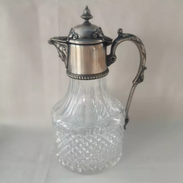 Carafe verseuse en cristal ou verre taillé et métal argenté,couvercle,pichet