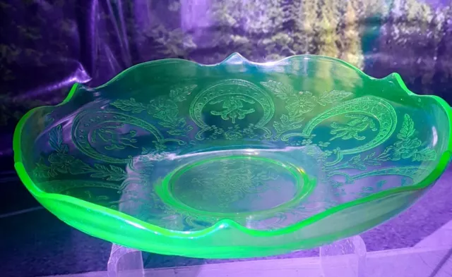 Antique Green Uranium Art Deco Glass Trinket Fruit Bowl 10''