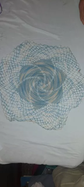 Doiley Blue And White Spiral Crocheted Tatting 40cm Round 38