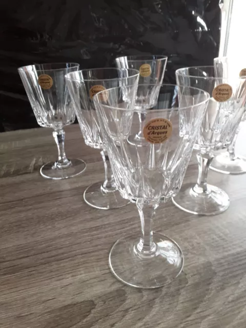 6 verres a eau en cristal d arques modèle Versailles neuf