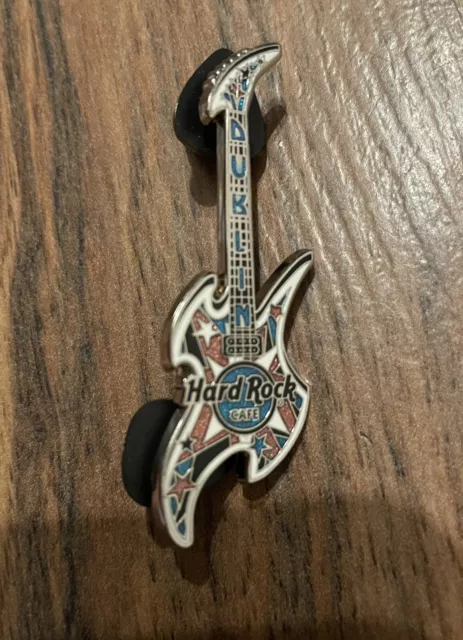 Hard Rock Cafe Pin Badge